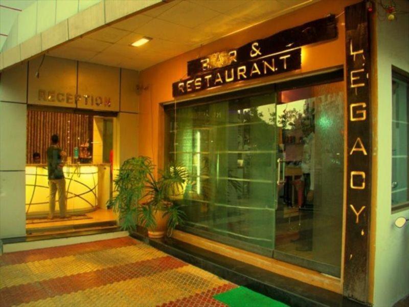 Hotel Sai Regency Daman Ngoại thất bức ảnh