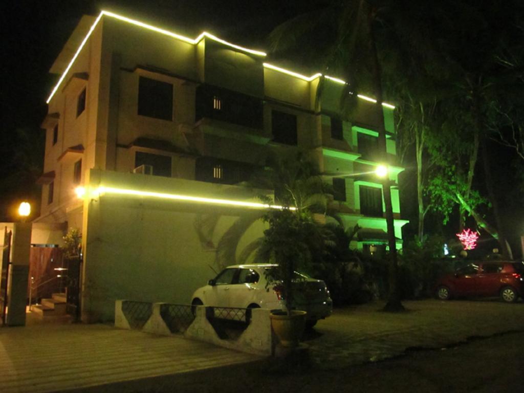 Hotel Sai Regency Daman Ngoại thất bức ảnh